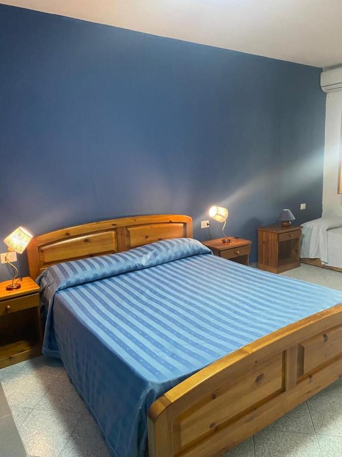 Le Stanze Del Mare Aparthotel Golfo Aranci Exterior photo